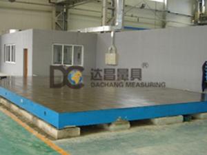 鑄鐵鉚焊平板，大型鉚焊平板 (鉚焊平板 ,鑄鐵鉚焊平板,大型鉚焊平板 )